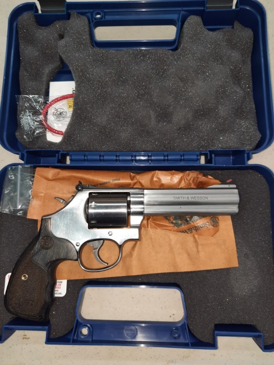 Smith and Wesson 686 Plus 357 Mag 5" Bbl NIB S&W TRADES-img-1