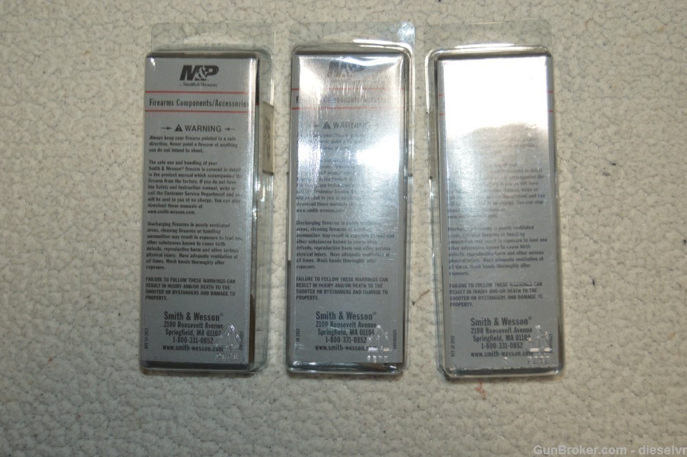 NEW IN BOX Smith & Wesson M&P 45 ACP 14 Round MAGAZINE w/ Compact Adapt-img-1