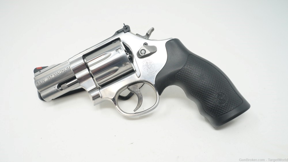 SMITH & WESSON 686 PLUS .357 MAGNUM STAINLESS STEEL 7 ROUNDS (SW164192)-img-0