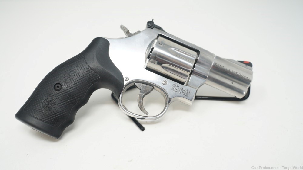 SMITH & WESSON 686 PLUS .357 MAGNUM STAINLESS STEEL 7 ROUNDS (SW164192)-img-1