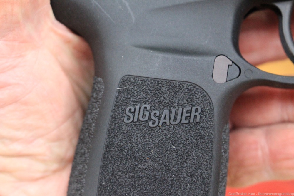 Sig Sauer P 320 9mm-img-2