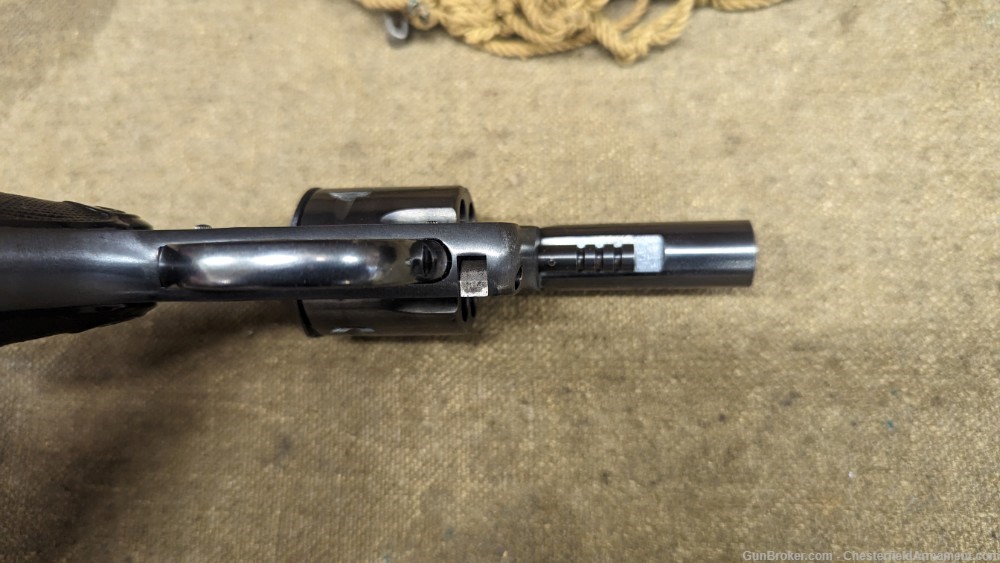 Harrington & Richardson 732 .32 S&W revolver -img-5