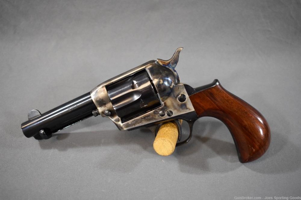 Uberti 1873 Cattleman - .38 Colt/.38 S&W Special Single-Action Revolver-img-1