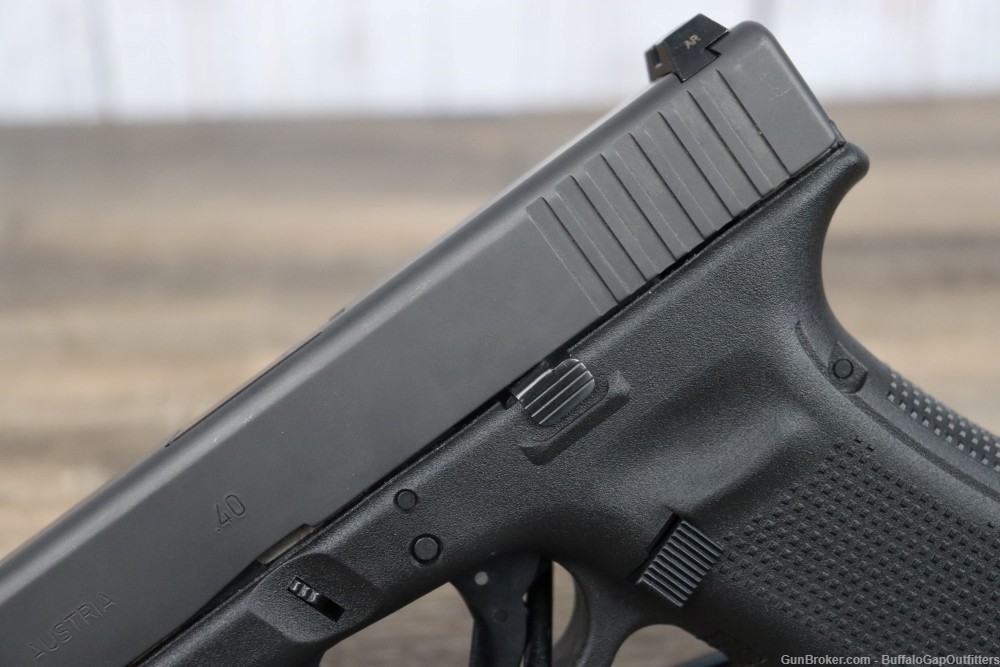 Glock G22 Gen 4 .40 S&W Semi Auto Pistol-img-7
