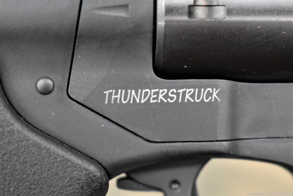 S333 Thunderstruck in 22 Mag New in box!-img-2