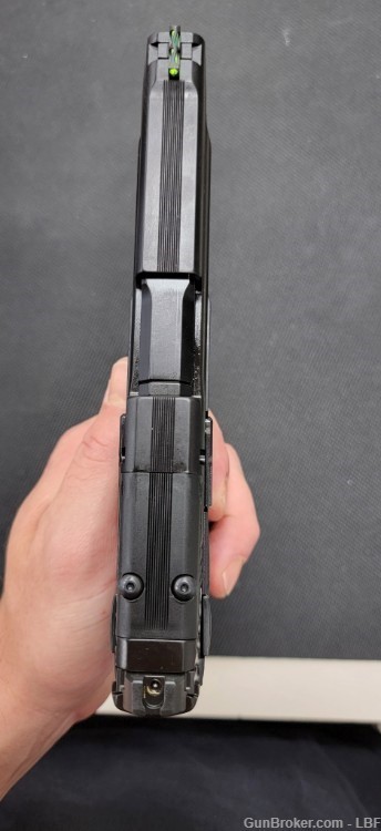Smith & Wesson M&P .22 Magnum 4.5" Barrel Optics Ready-img-4