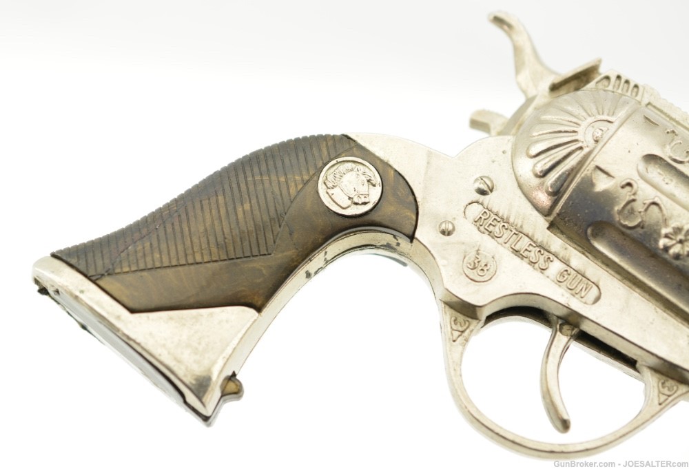 Vintage Actoy "Restless Gun" 38 Cap gun-img-1