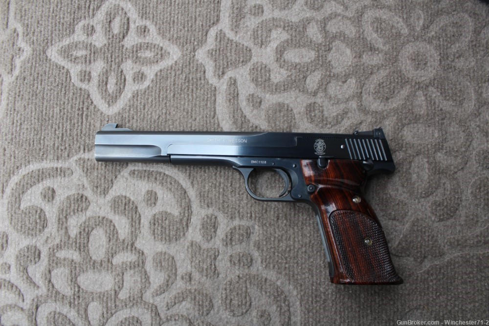Smith and Wesson Model 41, .22 LR, 7" BBL, Excellent Condition-img-0