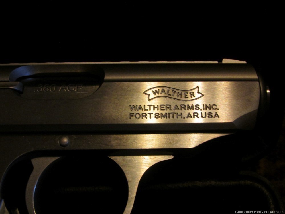  STAINLESS STEEL,WALTHER PPK IN .380, WITH HARD CASE TWO MAGS.-img-2