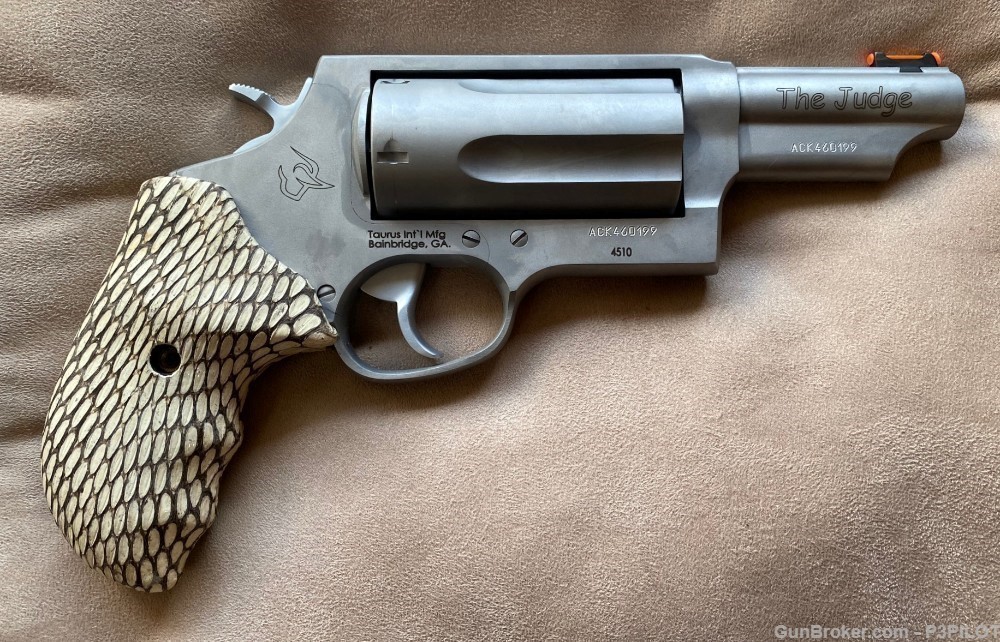 Genuine Cobra Skin Grips for Taurus Judge or Public Defender Revolver-img-0