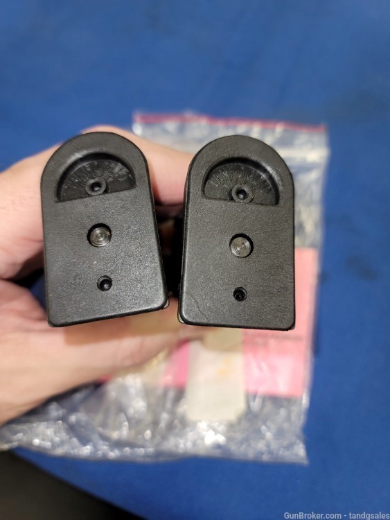 2 N.O.S. E.A.A. Witness Compact Poly Frame 9mm 13 Orig. Factory Magazines-img-5