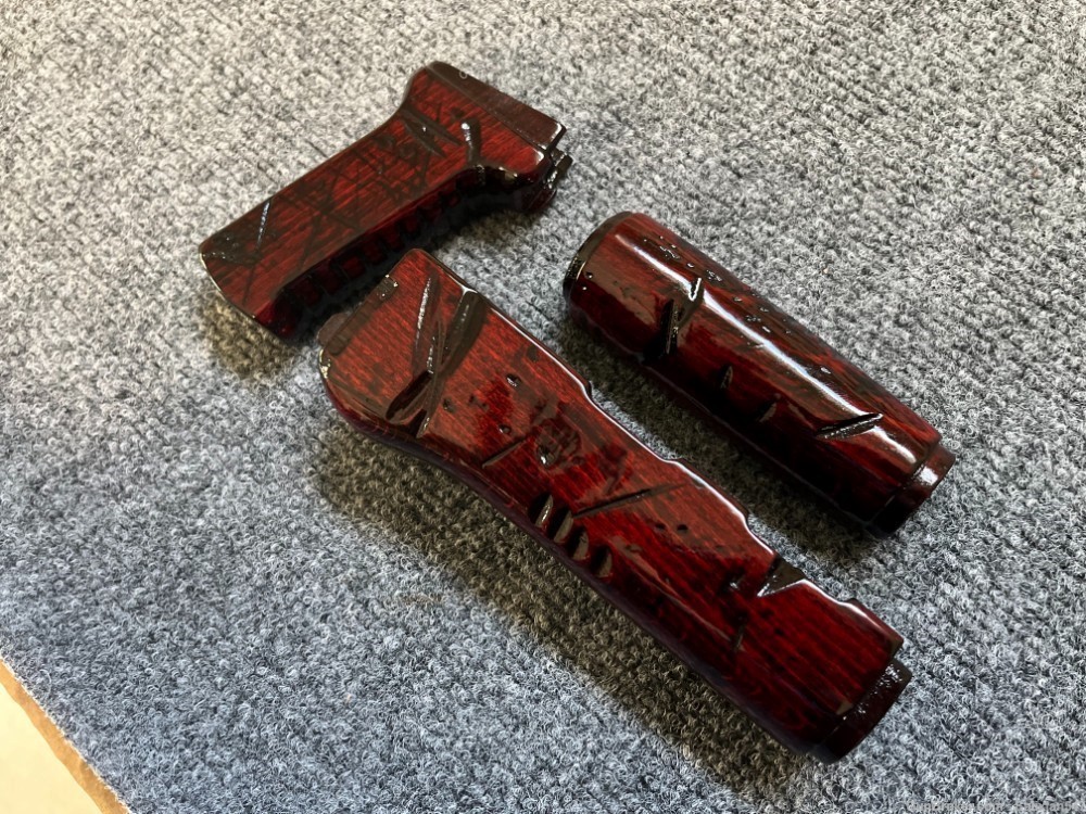 Blood Red Battle Scarred Solid Wood AK Handguard and Pistol grip Set-img-5