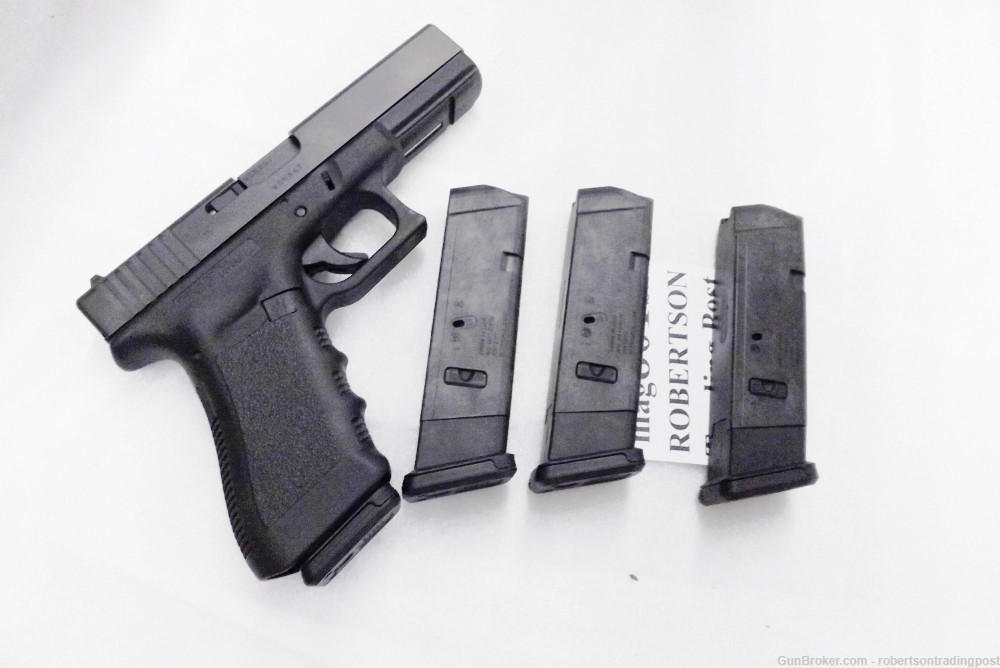 Magpul Magazine fits Glock 17 Pistols 10 shot Compliant MAG801BLK  9mm-img-0