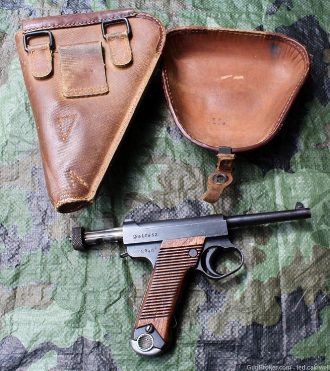 Late War Japanese Nambu pistol with holster !  Free ship in the lower 48 !-img-13