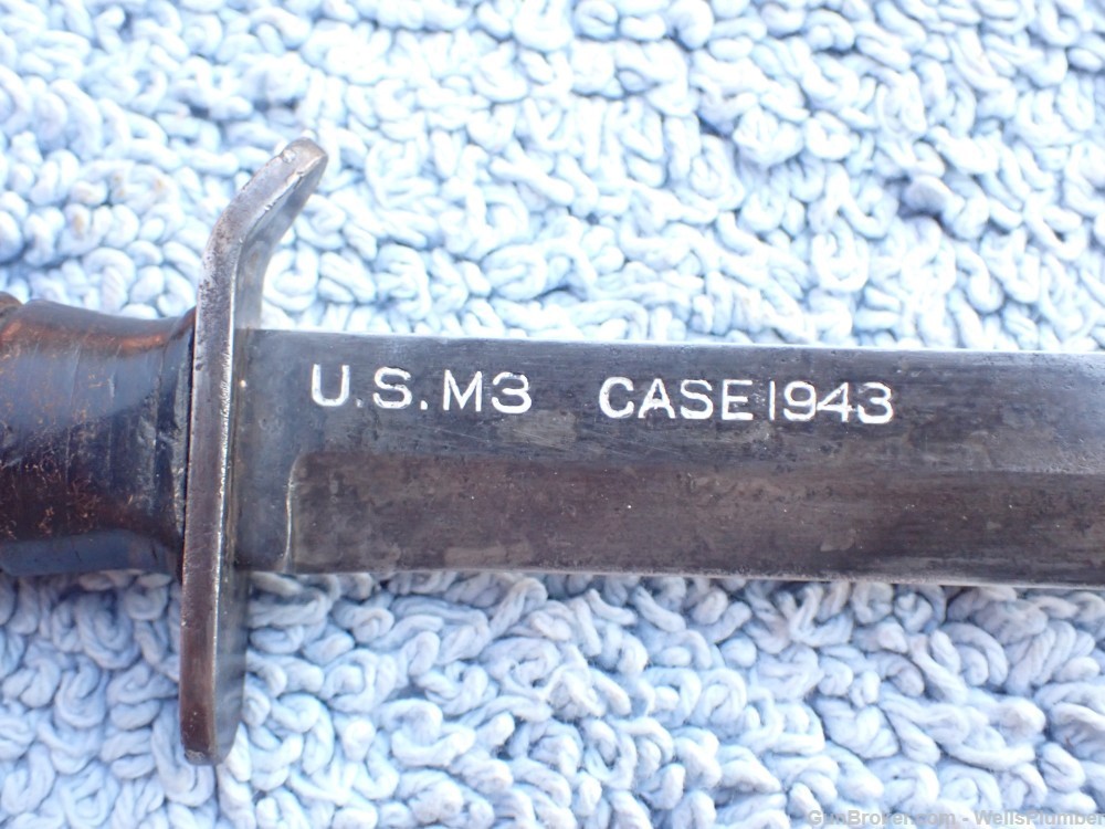 US WWII CASE 1943 M3 BLADE MARKED FIGHTING KNIFE WITH M6 MILSCO SCABBARD-img-27