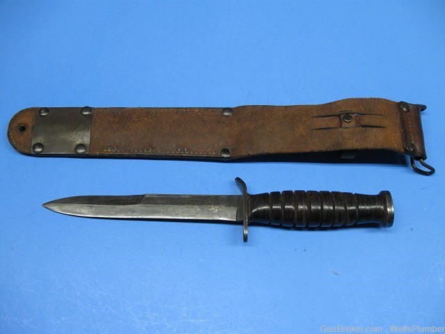 US WWII CASE 1943 M3 BLADE MARKED FIGHTING KNIFE WITH M6 MILSCO SCABBARD-img-3