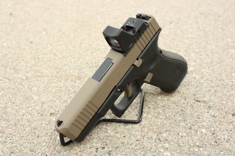 Glock 19 Gen 5 MOS 10rd & Trijicon RMR Custom Cerakote Magpul FDE NEW-img-14