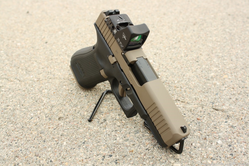 Glock 19 Gen 5 MOS 10rd & Trijicon RMR Custom Cerakote Magpul FDE NEW-img-13
