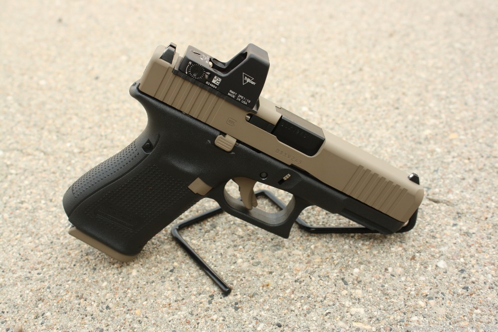 Glock 19 Gen 5 MOS 10rd & Trijicon RMR Custom Cerakote Magpul FDE NEW-img-12