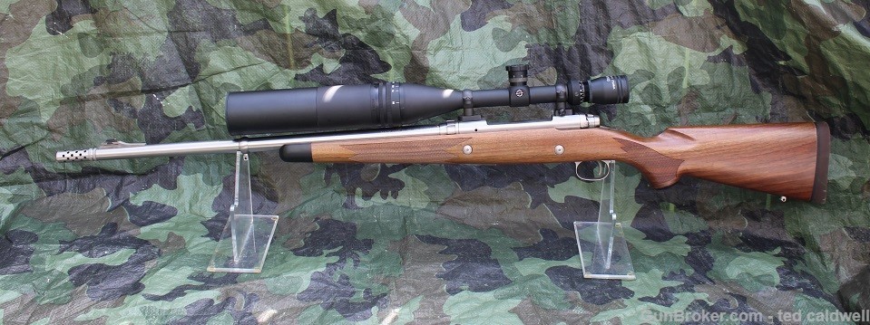 Savage Arms 116 Safari Express in 300 Winchester Magnum w/ scope  Nice !-img-9