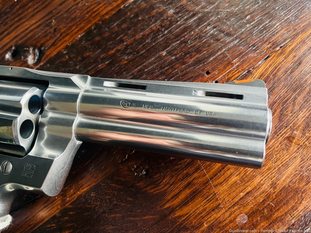 Colt Python .357 Magnum 4.25" Stainless NIB SP4WTS-img-5