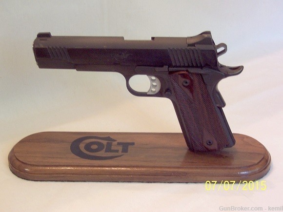 Colt 1911 45 ACP gun stand-img-0