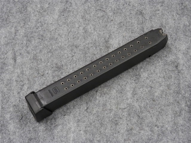 GLOCK 19 FACTORY 33rd MAGAZINE (NEW CONDITION)-img-1