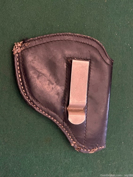 VINTAGE BERTY SMALL AUTO BLACK LEATHER CLIP HOLSTER-img-0