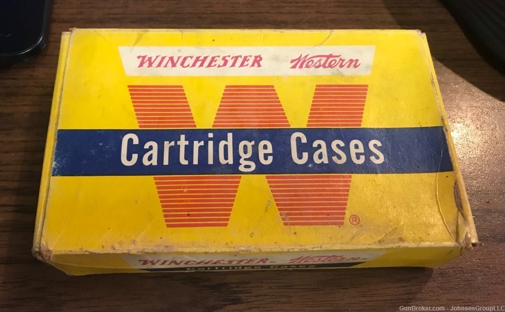 Box for Winchester Western .250 Savage unprimed cases, Collectible. Vintage-img-0