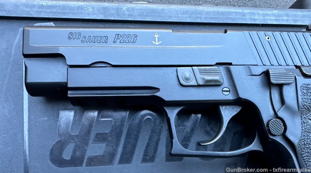 Early Sig Sauer P226R Pre MK25 Navy Special Edition 9mm, Made in 2010-img-6