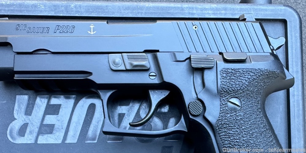 Early Sig Sauer P226R Pre MK25 Navy Special Edition 9mm, Made in 2010-img-4