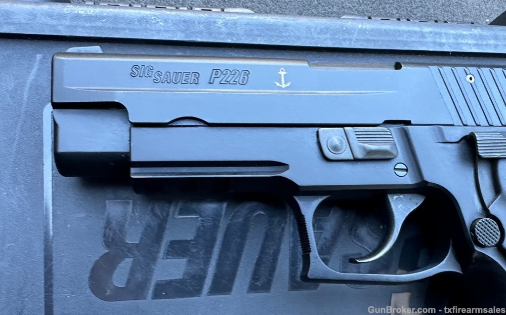 Early Sig Sauer P226R Pre MK25 Navy Special Edition 9mm, Made in 2010-img-7