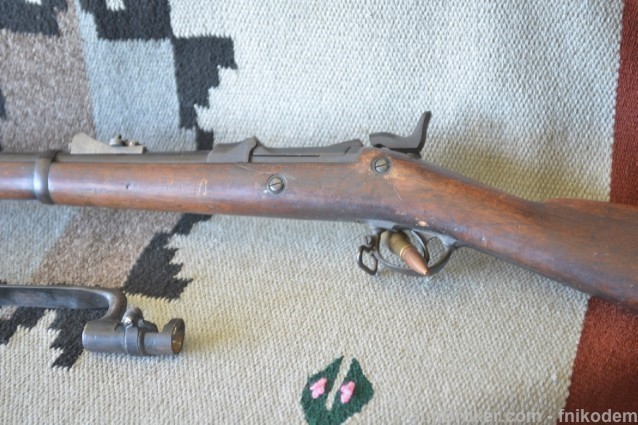 Springfield 1884 rifle 45/70 w bayonet nice cond-img-3