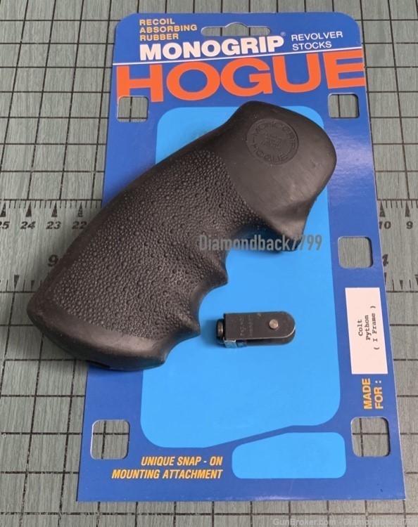 HOGUE 46000 Overmold Rubber Grip Black for Colt Python-img-0