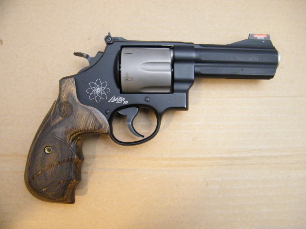 Smith and Wesson 329PD .44 Mag 4" AirLite 163414-img-6