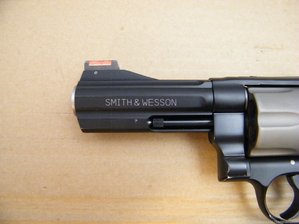 Smith and Wesson 329PD .44 Mag 4" AirLite 163414-img-5