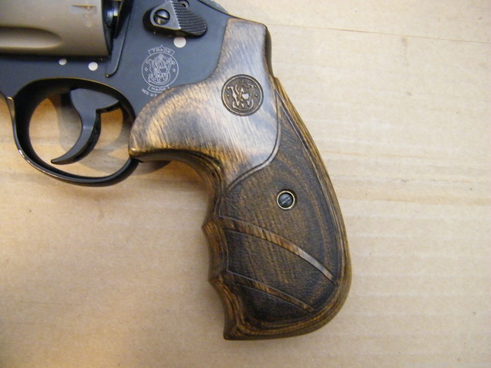 Smith and Wesson 329PD .44 Mag 4" AirLite 163414-img-3