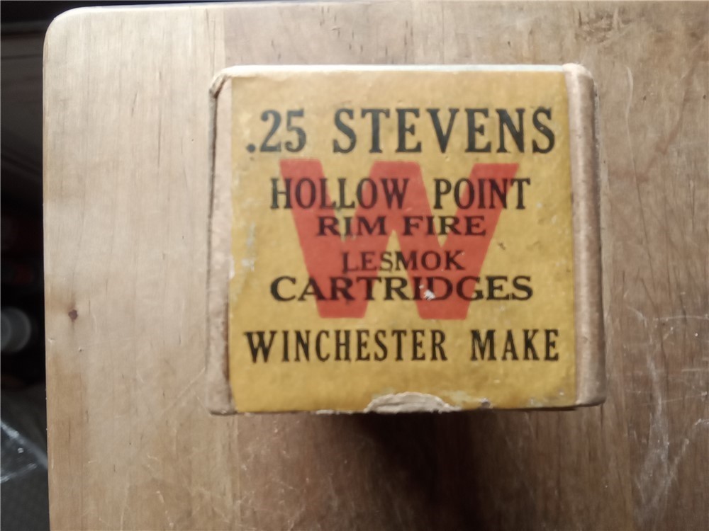Vintage Winchester  .25 Stevens  rim fire hollow point black powder ammo-img-1