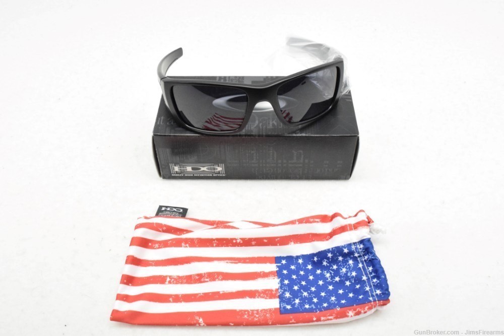 NEW IN BOX - OAKLEY SI FUEL CELL MATTE BLACK TONAL FLAG  - CLOSE OUT!-img-0