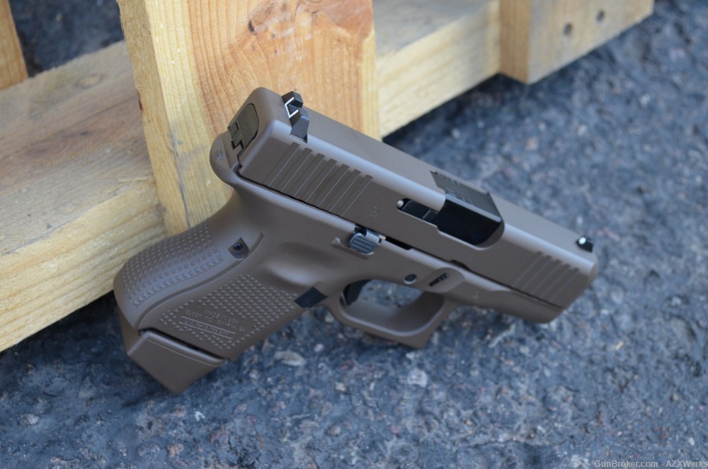 Glock 26 G5 X-Werks Daniel Defense Choc Brown 12rd New -img-4