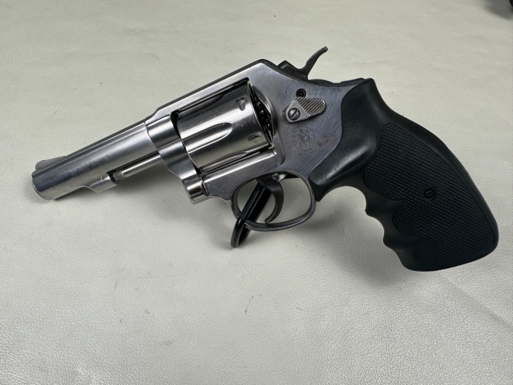 Smith & Wesson Mod. 64-8 38 Special 6 Shot Revolver S&W Model 64 .38Spcl 4"-img-0