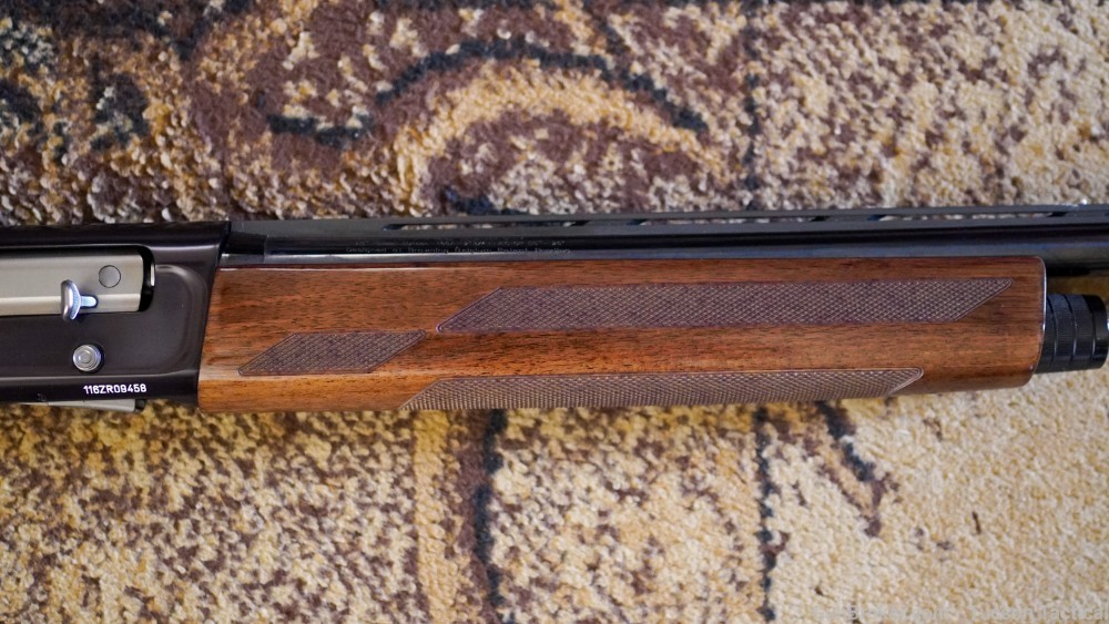 Browning A5 Sweet Sixteen Shotgun with Gorgeous wood!-img-3