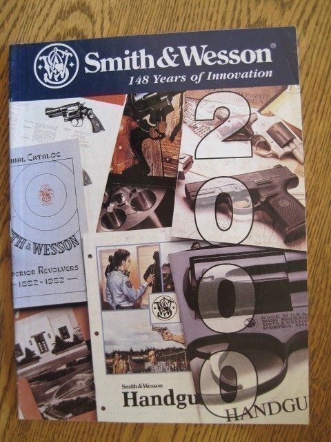 Smith & Wesson 2000 catalog 625 629 66 Airlite Ti-img-0