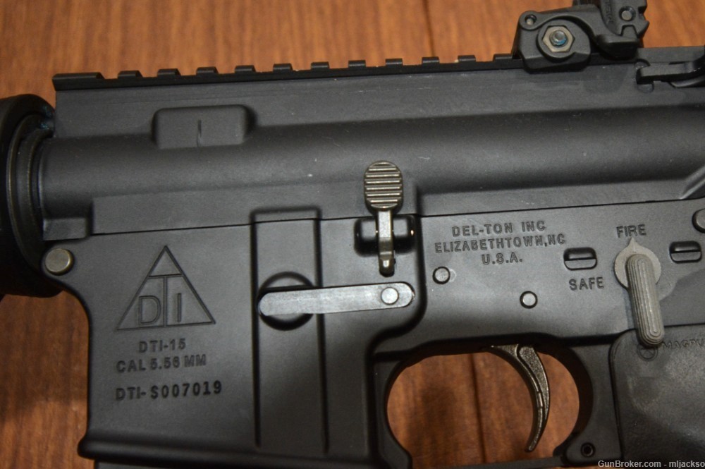 Delton AR-15, Custom, Magpul, Eotech, 6 Mags, Much More!-img-13