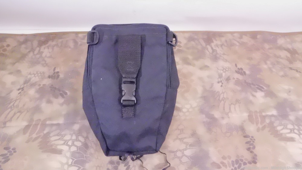 USED: Black Night Vision Bag. Multi pocket, belt/ vest/ for NV, Binos....-img-1