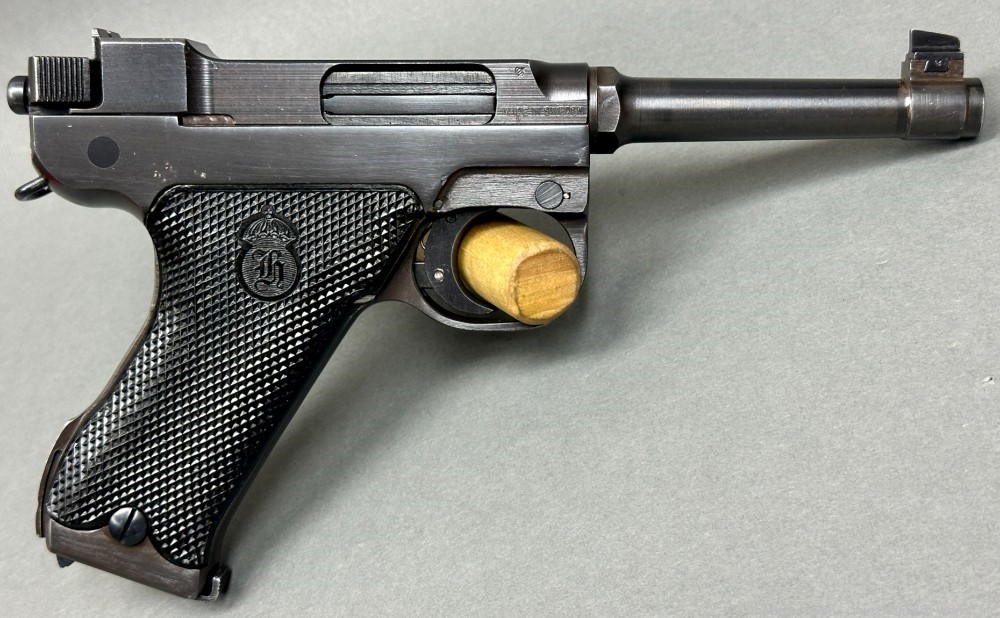 Swedish made Husqvarna Lahti M40 Pistol-img-25