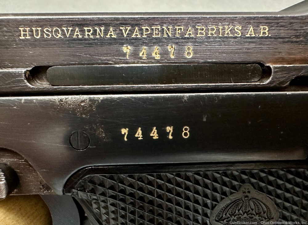 Swedish made Husqvarna Lahti M40 Pistol-img-13