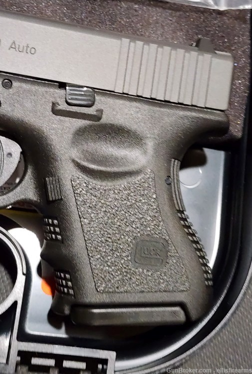 Glock 28 gen3 Black 3.46" 380auto 2-10rd mags. UI2850201. NIB-img-2