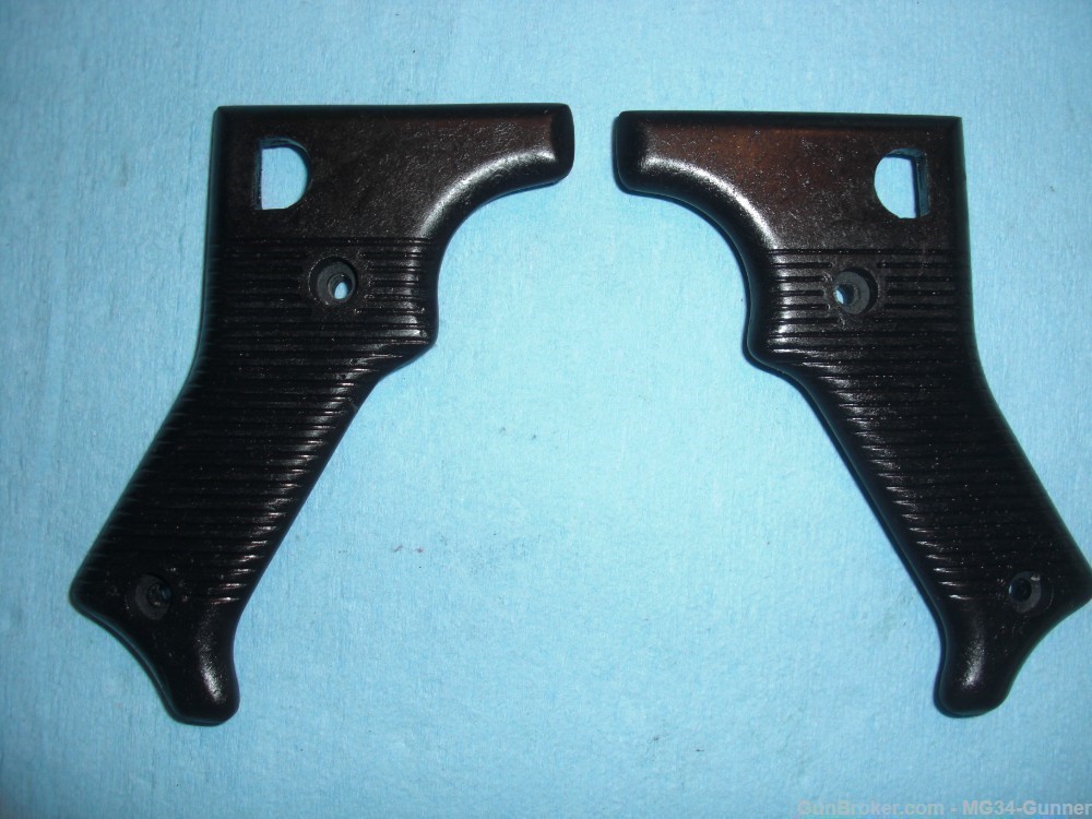 German WWII MG42 Bakelite Grips for Trigger Assembly - Reproduction-img-0