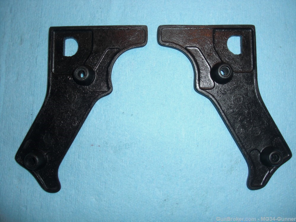 German WWII MG42 Bakelite Grips for Trigger Assembly - Reproduction-img-1